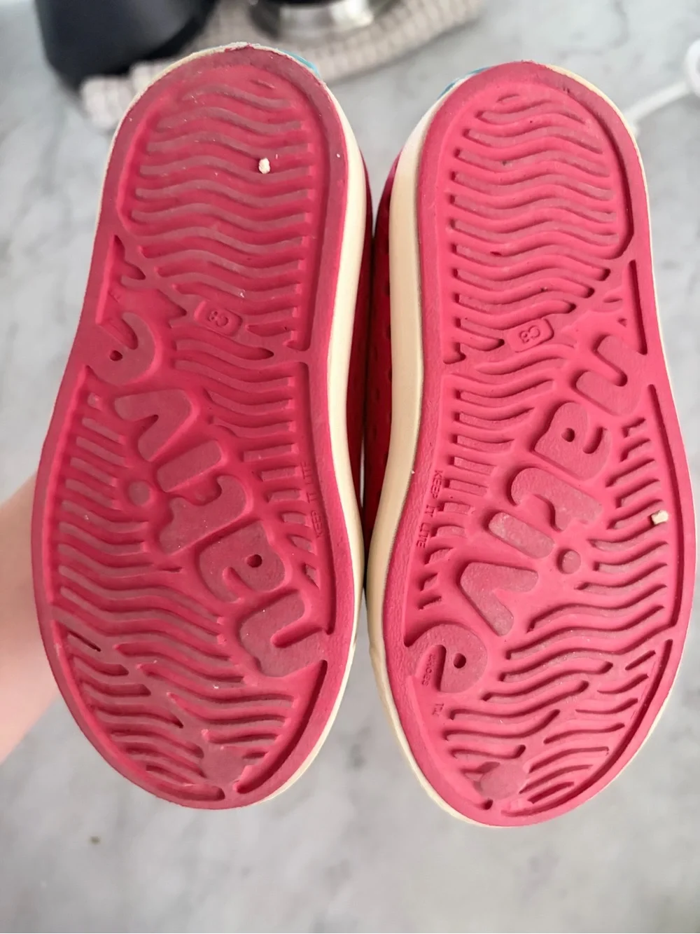 Native Juniper Girls Ruby Red Slip-On Water-Friendly Sneakers - 8